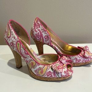 Unlisted pink flower heels